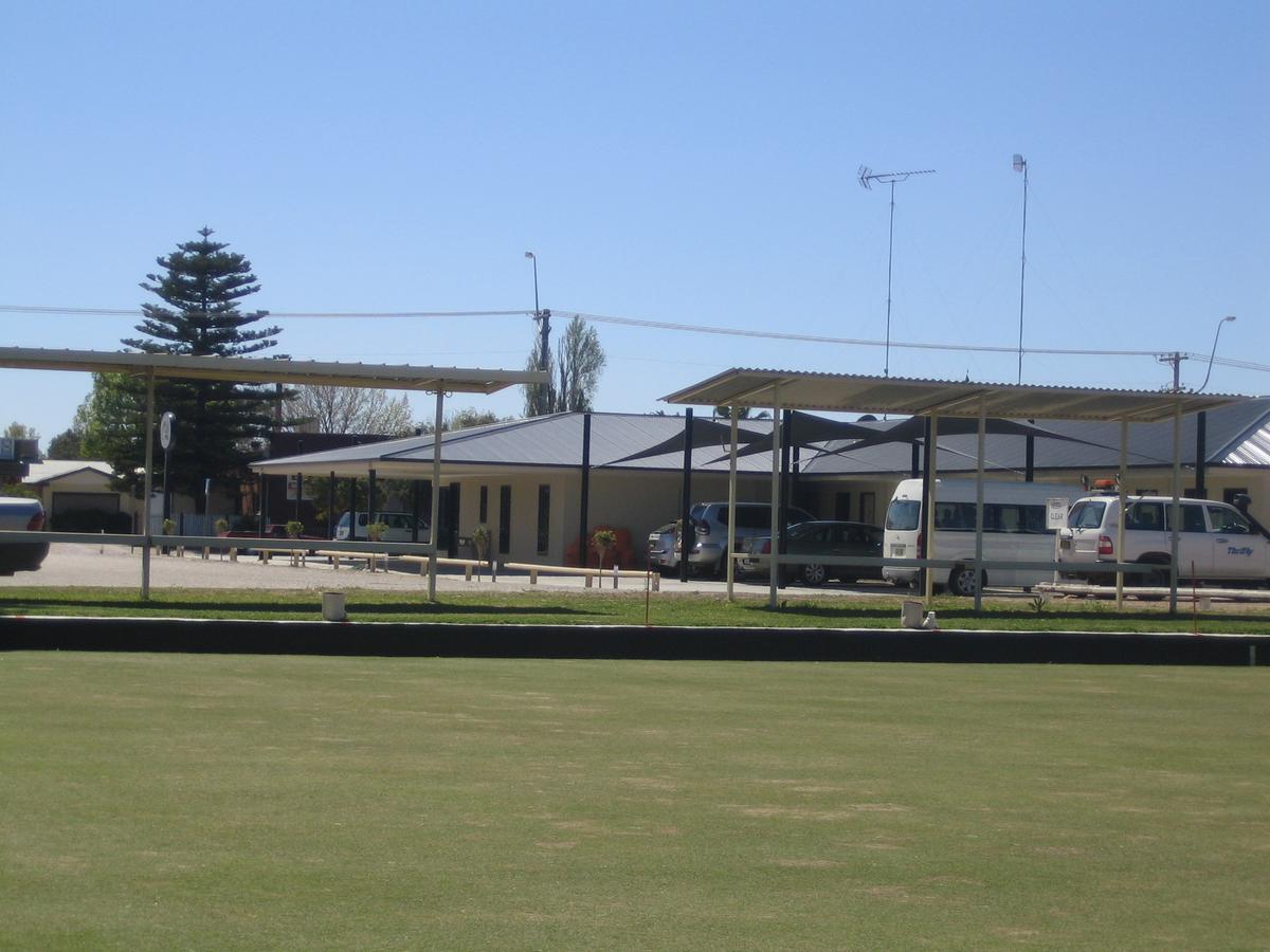 Balranald Club Motel Buitenkant foto